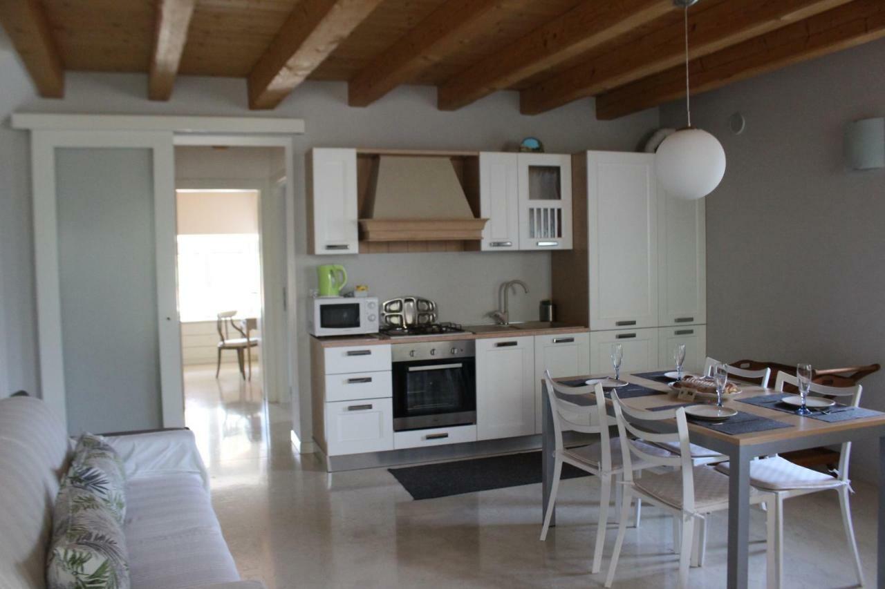 Ferienwohnung Giardino Degli Ulivi Caprino Veronese Exterior foto